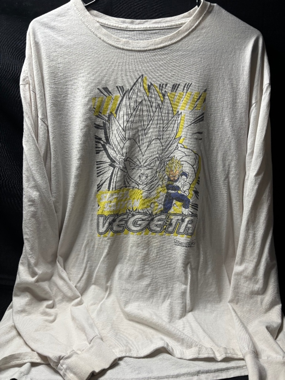 Dragon Ball Z Vegeta Super Saiyan Long Sleeve Shirt Mens XL Cream Anime Tee.